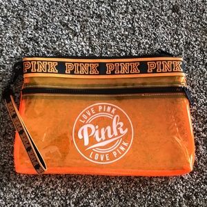 Water resistant 9x13 bag. 2 compartments